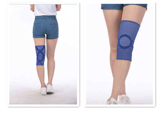 China Lightweight Breathable Knee Support Brace / Compression Knee Brace Customized Size supplier
