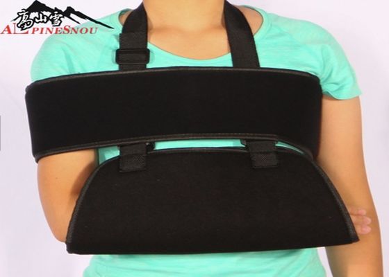 China Medical Shoulder Support Brace Orthopedic Broken Fracture Arm Sling With CE Certification supplier